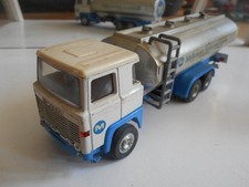 Camion à lait Nacoral Scania