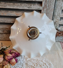 ANCIENNE COUPELLE TULIPE ECLAIRAGE EN OPALINE BLANCHE AVEC GRIFFE LUSTRE