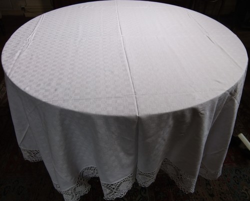 Nappe damassée presque - nappe,