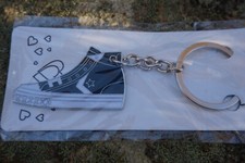 D03 PORTE CLE CLES BASKET NOIR  JORDAN VANS NIKE ADIDAS PUMA ASICS CONVERSE