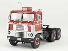 White 7400 Tracteur 1960 - IXO