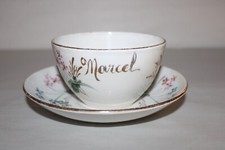 Ancien déjeuner en faïence