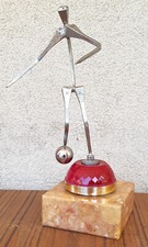 Trophée FOOTBALL - ART Sculpture en Clous de FER à CHEVAL - socle marbre - NEUF