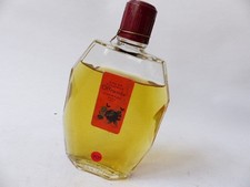 Flacon d'eau de cologne