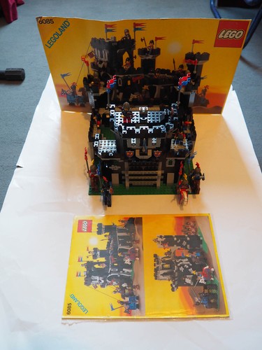 Lego 6085 black monarch - lego,
