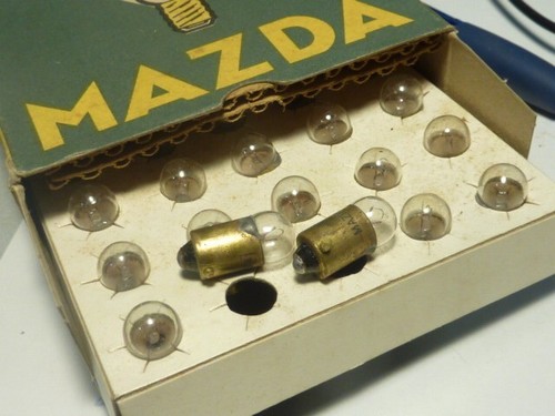Ampoules vintage mazda 6v - ,