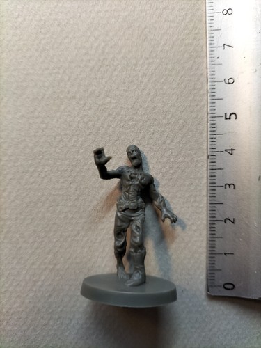 Zombie undead miniature - zombie,