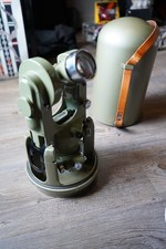 Théodolite WILD Heerbrugg T1A (très bon état)