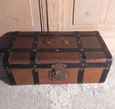 Ancienne petite malle de poupée miniature coffret  valise déco trésor Noël