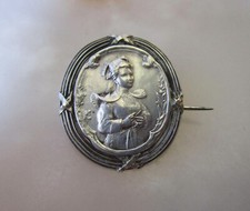 Ancienne belle broche en argent bretonne costume folklorique Giz Fouen Fouesnant