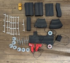 Circuit Voiture Électrique + 42 Rails + Porsche 911S Jouef + Pistolet Manette