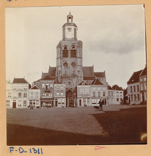 Berg 1900 place - c.,