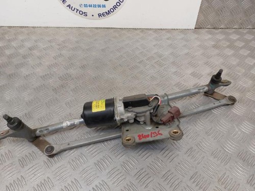 Moteur essuie glace avant