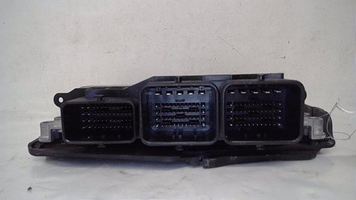 Calculateur moteur peugeot 208 - calculateur,