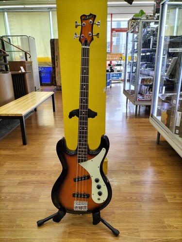 Guitare basse électrique - , aria