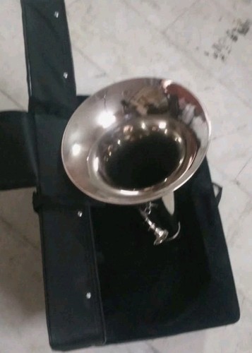 Euphonium valve horn of - ,