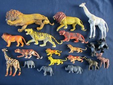 19 figurines ANIMAUX sauvages