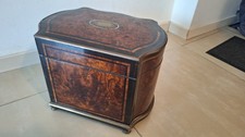 Cave a liqueur Sans Verre en marqueterie coffret Napoléon III  XIX siècle