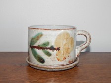 ANCIENNE TASSE en Céramique