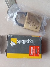 NEUF CADENAS HAUT DE GAMME