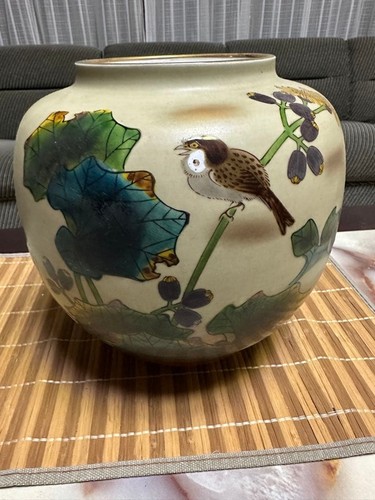 Kenji kutani ware flower - kutani,