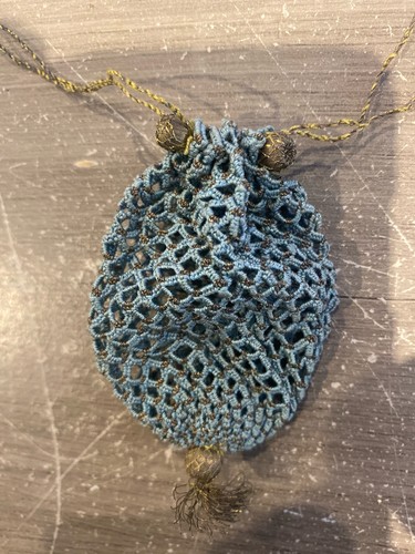 Sac aumônière ancienne - , en