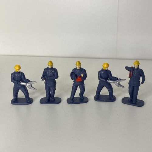 Lot figurines de - de, 5
