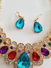 Fashion Jewelry ~ Goldtone ~