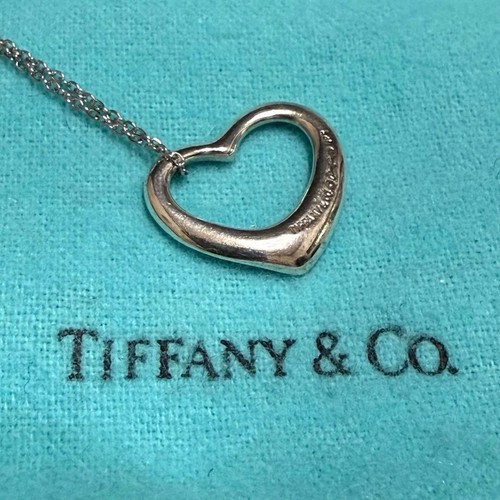 Collier tiffany co cœur - &,