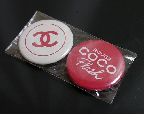 Authentique badge chanel coco - authentique,