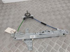 Leve vitre mecanique arriere droit PEUGEOT 208 1 PHASE 2 9673153880