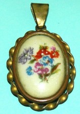 joli pendentif vintage en