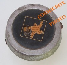 Ancien centre d'enjoliveur pour roues & Pneus TRX - mascotte Bibendum MICHELIN