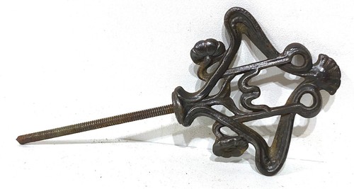 Ancienne clé fourneau - de,
