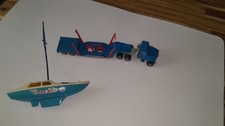 MAJORETTE  CAMION  VOILIER