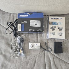 Appareil photo Olympus Mju 700 numérique compact en boite