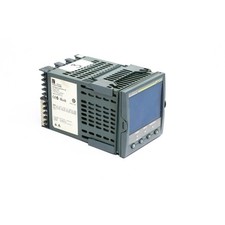 Eurotherm 3504 3504/CC/VH/1/XX/1/1/XXX/G/D4 temperature controller (B1359.3)
