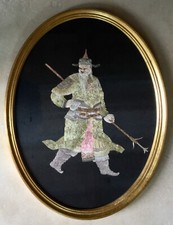 Broderie chinoise ancienne soie fond noir, hauteur 34 cm