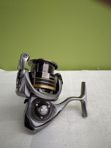 Daiwa luvias 3012 - luvias,