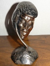 Rare sculpture en bronze signée Yves LOHE 1947 masque visage