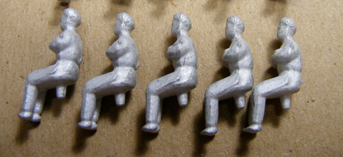 Dinky toy seated soldiers - dinky,