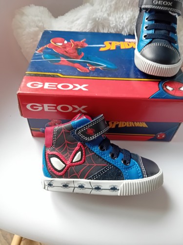 Neuves baskets montantes - , geox
