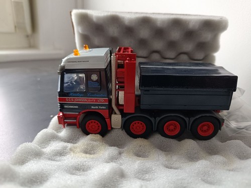 Mercedes benz titan 8x4 gcs - benz,