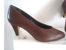 ESCARPIN CAMEL DE MARQUE FIGURATIF FABRICATION FRANCAISE CUIR VACHETTE P39 NEUVE