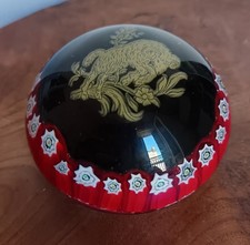 Beau sulfure presse-papiers signé astrologique BÉLIER Millefiori Murano  C91