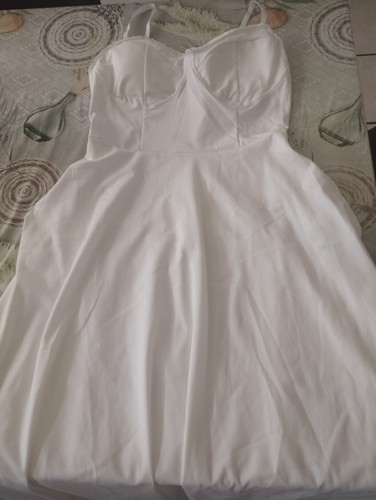 Robe patineuse blanche haut - patineuse,