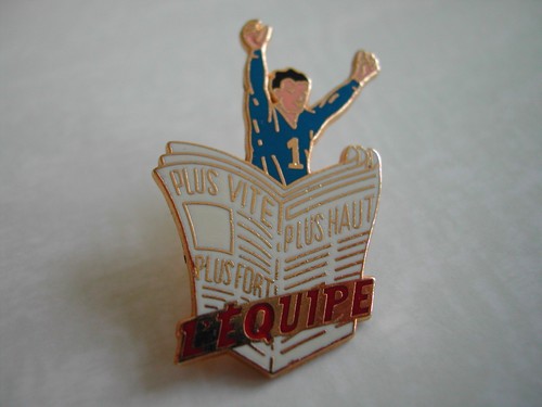Pin journal equipe - -,