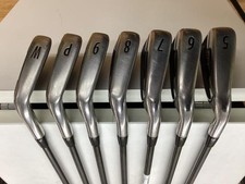Ensemble de fers Titleist AP1 4-9 + PW + W Flex-R 7 pièces clubs de golf droi...