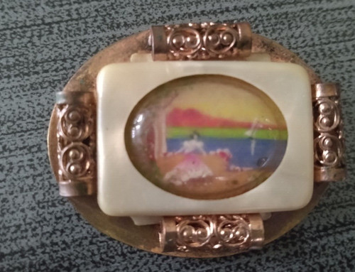 Broche ancienne lucite - broche,