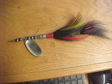F7 Musky spinnerbait fishing lure 7.5" L  hair tied black red yellow